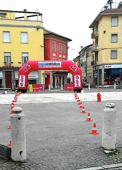 Arco_E-on_Piazza_Garibaldi Arco_E-on_Piazza_Garibaldi